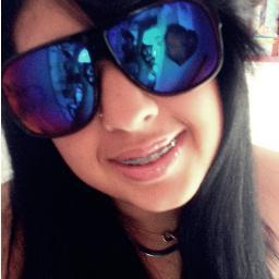 Autentica ç2 Dalestee 
Podem prender minha alma mais nunca ,
meus pensamentos.♫♪

                   Deus♥♥