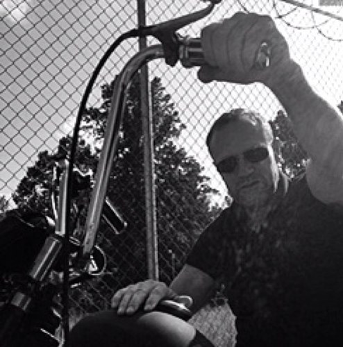 Tha name Dixon carries a certain weight round here. {AU/NonCanon MV RP 21+} Author: @RP_FanGirl TWDCanonVersion: @Merle_Dixon