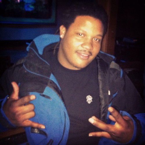 Same nigga different h36d
Henny boyz