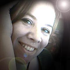 benjine's profile picture. Graphic designer