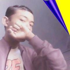 akuu ini siiie anakk cHu-ex yang suka dengerin musik............