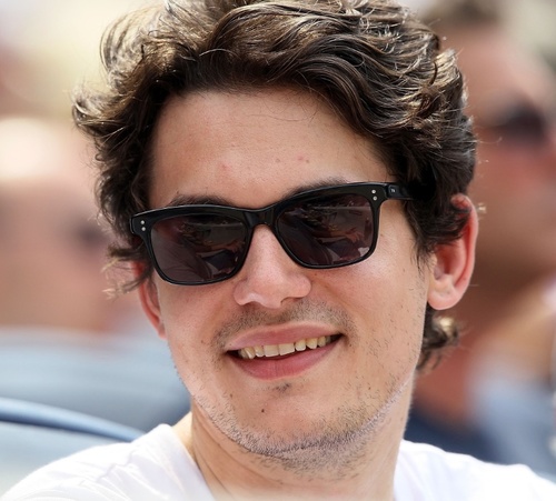 XavierMalaert's profile picture. Application expert apple, definitely male.