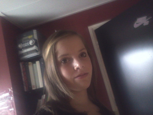 iloveyousoooschatjee je bent me beste voor altijdd ! HouuVanJouu ! xx @chantalvdlaak .