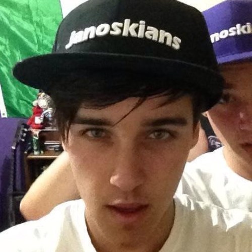 Isabella. I follow back just askk (: if you need to talk im here love yous bye bye mwah xoxo