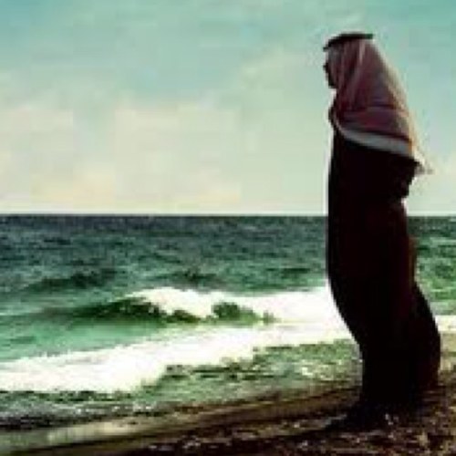 مـن لا يـعرف أخـلاقـك وشـخصيتك قـد يـعرفـهـا مـن تـغريـداتك فـحافظ عـلى رقـي كـلماتـك