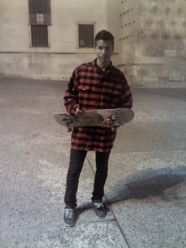 SKATER 4L MY NIGGAA!!! -_- PUSSY!!!