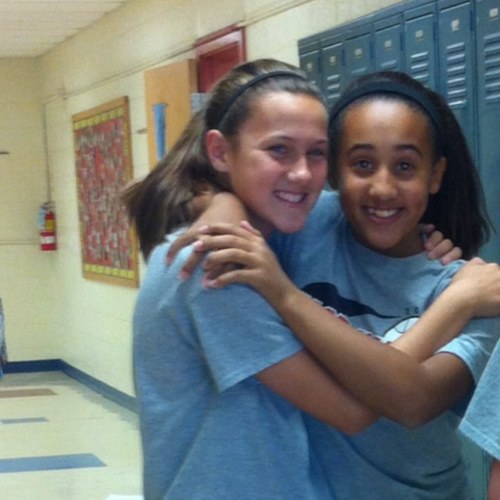 wanna_goooo's profile picture. 7th gradee. basketball. food.✌