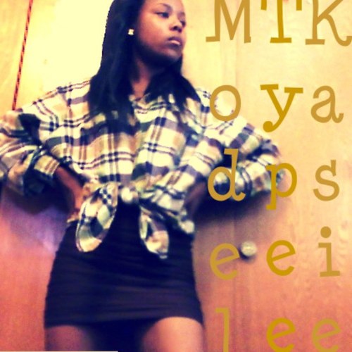 ModelTypeeKasie's profile picture. This shit right here is real