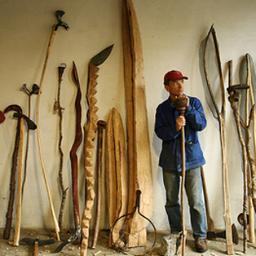 Visual artist / Sculptor