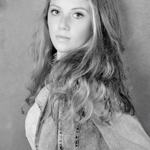 Esthervanderbij's profile picture. SCW/HTV politie