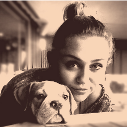 me segue se vc tb quer ser o mozi da miley se vc n quer me segue tb rsrs bj mãe s2
