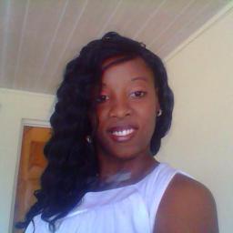 tashellbennett's profile picture. 