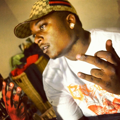 rap/r&b/hip hop artist #oakland ca. love my city thru da good and bad hit me only seriousy artist please god bless yaw its real
