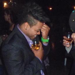 Fala a vontade que eu nem me estresso,na humilde eu já nem te impeço, vc fala de mim mesmo se eu não peço, e se cala com meu sucesso!
http://t.co/e4CpQcYU