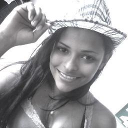 A Partir do momento que Você descobre realmente a pessoa que Você é,o que falam sobre Você já não tem tanta importância Assim.
Jovem,Cristã,18 Anos. s2