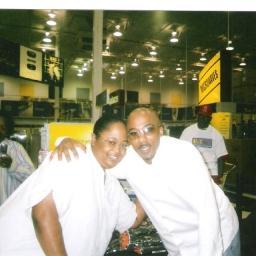 Mother to many even though I've never birthed any. Gotta love the kids. LOVE....AND I DO MEAN LOVE....NEW EDITION