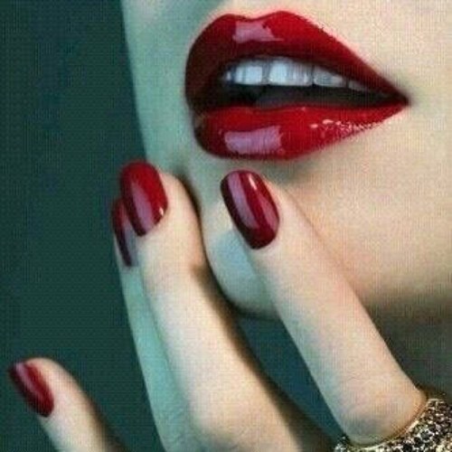 Danas_Point's profile picture. وتشاء انت من الأماني نجمةً ويشاء ربك ان يناولك القمر