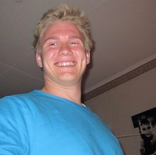 Apevik's profile picture. Navnet ser du. Studert Kulturprosjekledelse v/HiL og jobber på Parkteatret Scene, samt kaffeentusiast.