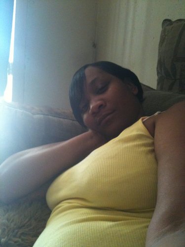 love wat i do n dnt judge me..cause da life i live is great..My kids are all dat matterz..We so love wat we do!!!