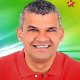 Feira de Santana precisa de um homem comprometido com um novo projeto para a nossa cidade. Pablo Roberto representa este projeto para Câmara de Vereadores.
