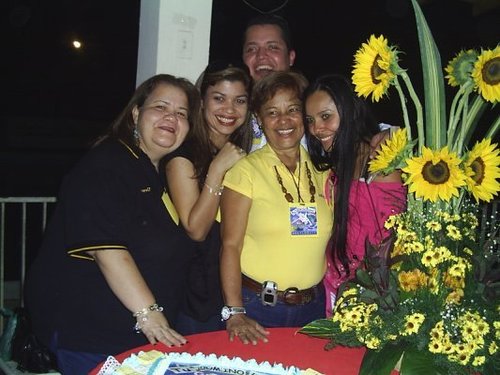 fiestera, divertida y me gusta pasarla bien