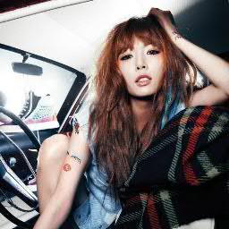I'm a S♥ne, 4nia, Blackjack, Hottest, STAR1, Say A ~ And a TaeGanger, TaeYeon is my ultime bias ♥ 
HyunA my second ♥.