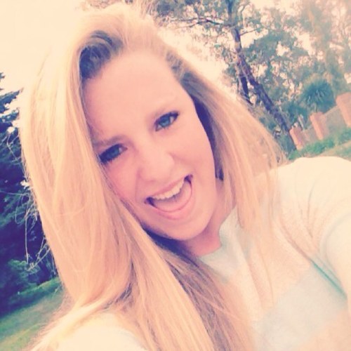 BTC_TNE's profile picture. Bethany | Surfing | Justin Bieber | Strippers | Summer | Zac Efron | If you follow me i will follow back | ❤