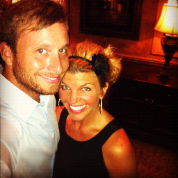 I am a mom to 6, a wife to @markryan08, a lover of Jesus, and totally alive inside!