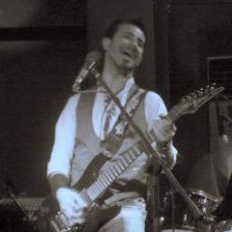 thephoenix256's profile picture. Such a niggling freak!