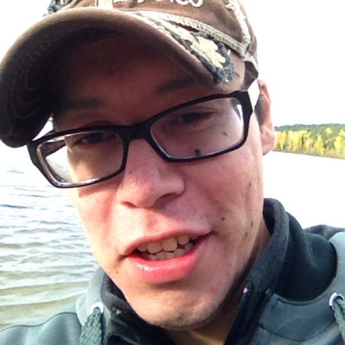 B4DB0N3's profile picture. I love eat cookies with a great milk's glass (En écoutant d'la bonne musik!!!)