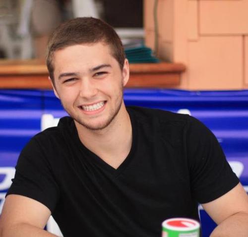 AJohnson17's profile picture. 