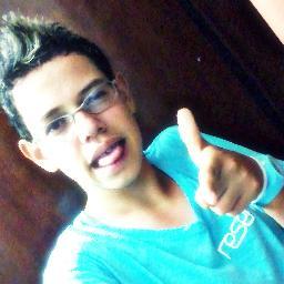 Saudades do Tempo, dos velhos momentos, Dos anos passados que foram com o vento, (8: