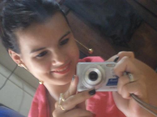 so santista ate o fim...e sou solteira kkkk
e eu so muito feliz