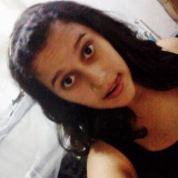 Todos os pensamentos negativos sejam atirados no fundo do poço, que a alma daqueles que me desejam mal, sofra no dia final ♪ 'COLORADA ATÉ DEPOIS DO FIM'