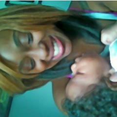 My name is Britt I have two beautiful children. Awaiting Artwons arrival ♥ #TeamUFL #TeamArtwon! H4T Till the death of me!
