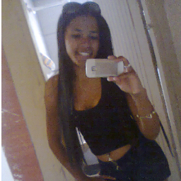 Eu não preciso  te humilhar, você mesmo se humilha tentando me superar.. para os invejosos?? Senta e chora porque eu não nasci pra te agradar !!!