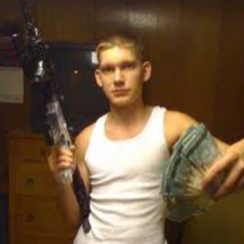 Yo im mason. Thug Life nigga