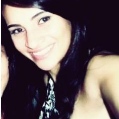 17 anos , Solteira , boba , chata , idiota , E siga-me e ganhe mais ;*