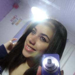 Toda vez que olho nos seu olhos,me faz querer morrer (8
