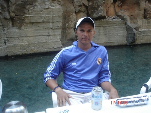 moyseix's profile picture. 