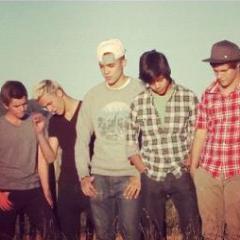 PlaybackThis's profile picture. i don't rape the replay button i rape the playback button