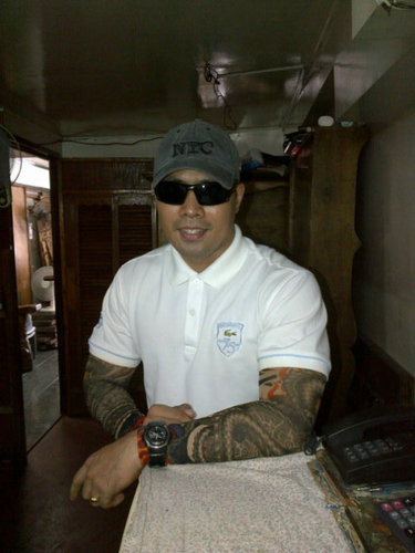 bernzo1975's profile picture. 