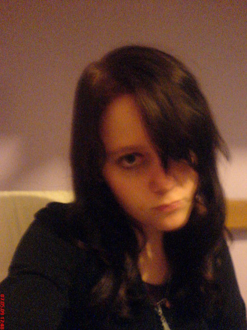 Kiwidreamer's profile picture. I live in my small town an i love it :)