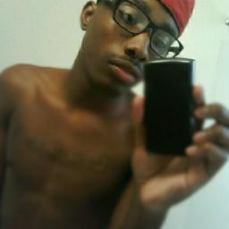 Independent Solo Recording Artist | http://t.co/4z98b1vtvr | For booking/Inquiry KidJerkBeats@gmail.com |