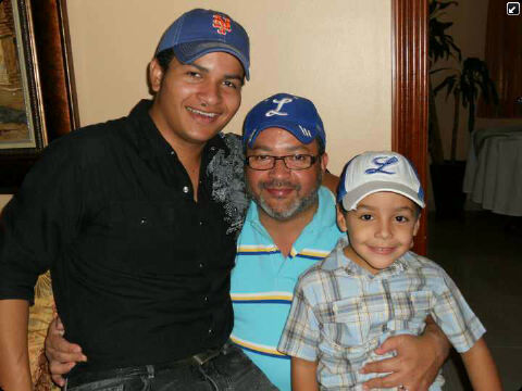 napoleoncruz12's profile picture. Periodista Dominicano. Director de comunicaciones y prensa del MITUR, director general de prensa de Mundo Visión, canal 25 y productor de Resumen Final.