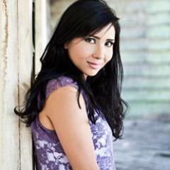 Twitter criado para todos que gostam e admiram a cantora Jozyanne, siga-nos e demonstre seu carinho por ela.