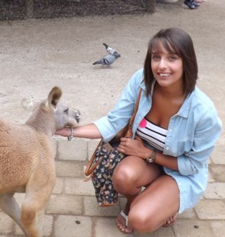 leannerabot's profile picture. 