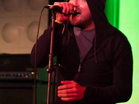 Lead singer in scarcity I have a wonderful mrs debby and beautiful daughter jessica love my metal and moaning about making that break in the music industry \m/