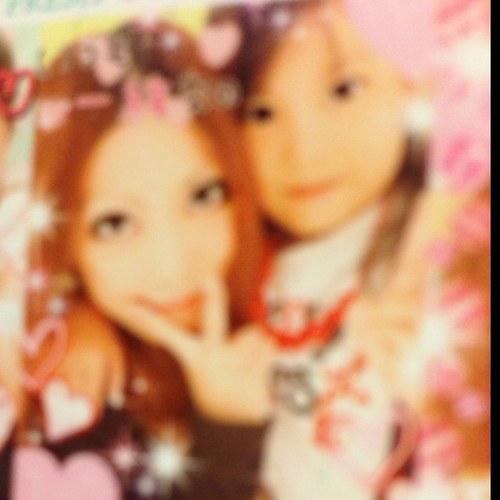 17歳♀15歳♂の母
34歳！！
Bar勤務！！
DJ社長キッカケでプロフィール書いてみたww