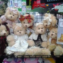 A local newsagent with a great range of gifts, cards and stationery.